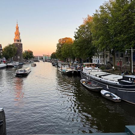 Amsterdam Center - Houseboat B&B By Captain Ricard Dış mekan fotoğraf